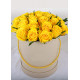 Желтые розы в коробке 39 шт.