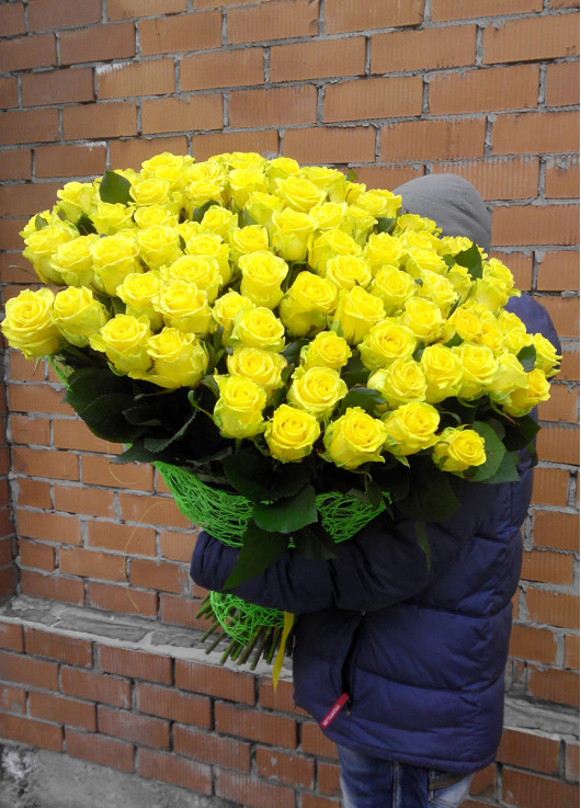 101 желтая роза в Днепропетровске