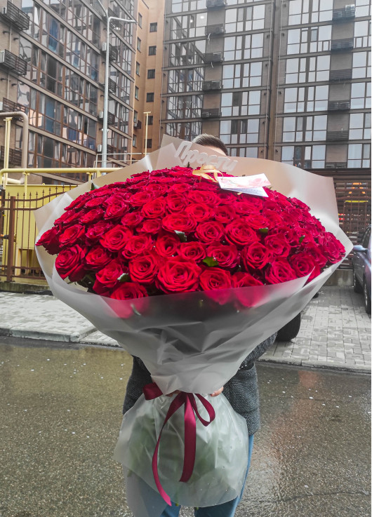 101 красная роза Днепр - БОМБА