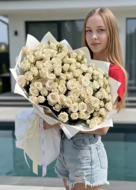 75 кремовых кустовых роз Днепр