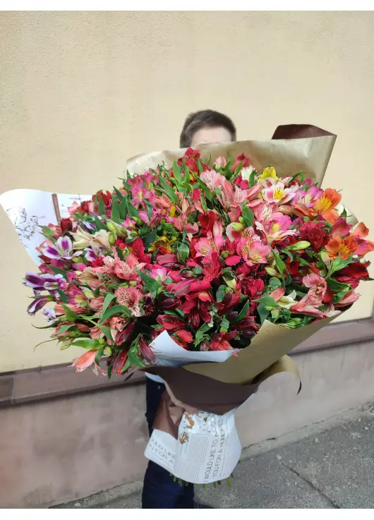 Огромный букет диких орхидей Огромный букет диких орхидей