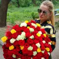 доставка 101 местная роза микс в Днепр