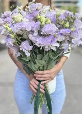 Лавандовая, сиреневая эустома