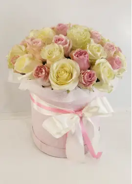 Нежная роза в коробке  