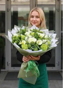 Микс букет «Камилла» салатово-белый (средний)