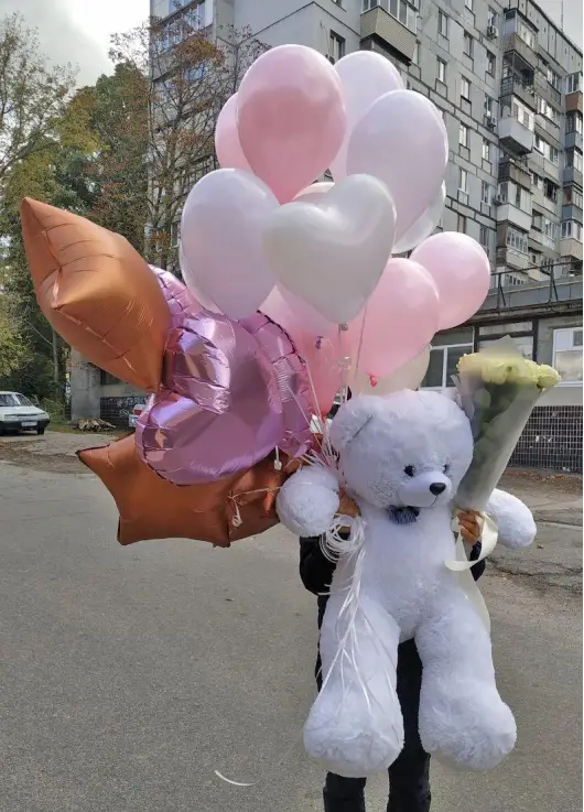 Набор для Любимой: розы, мишка, шары Набор для Любимой: розы, мишка, шары