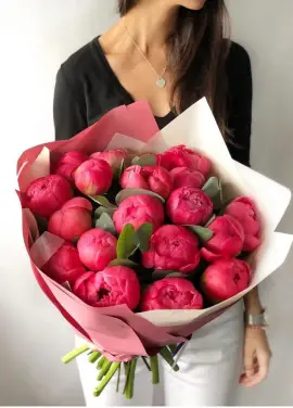 Малиновые пионы Днепр