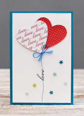 Открытка "Love you"  шарики в форме сердца на открытке