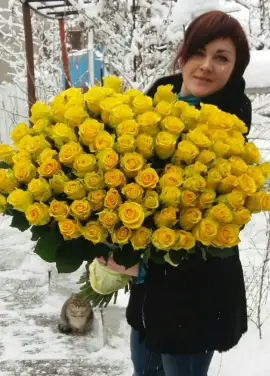 101 желтая роза в Днепропетровске