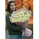 Букет из 35 метровых белых импортных роз «Mondial»
