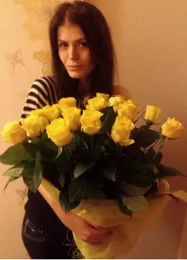 Желтые розы Днепр
