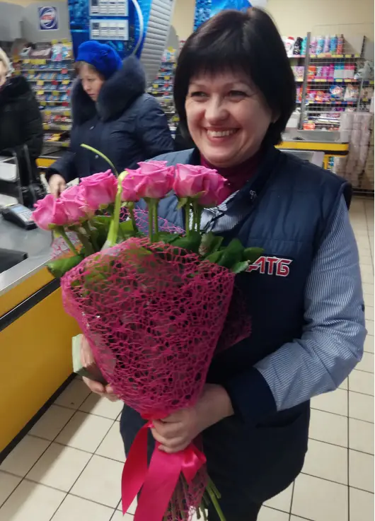 Розовые розы Днепр Розовые розы Днепр
