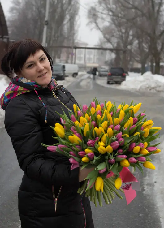 Букет 101 яркий тюльпан Днепр Букет 101 яркий тюльпан Днепр
