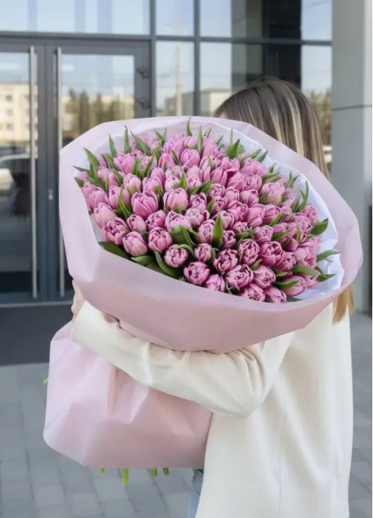 Букет из 101 розовых тюльпанов (импорт, Голландия)