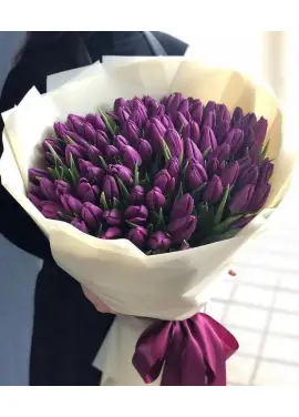 Букет из 101 фиолетовых тюльпанов (импорт, Голландия)