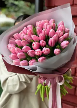 Букет из 51 розовых тюльпанов (импорт, Голландия)