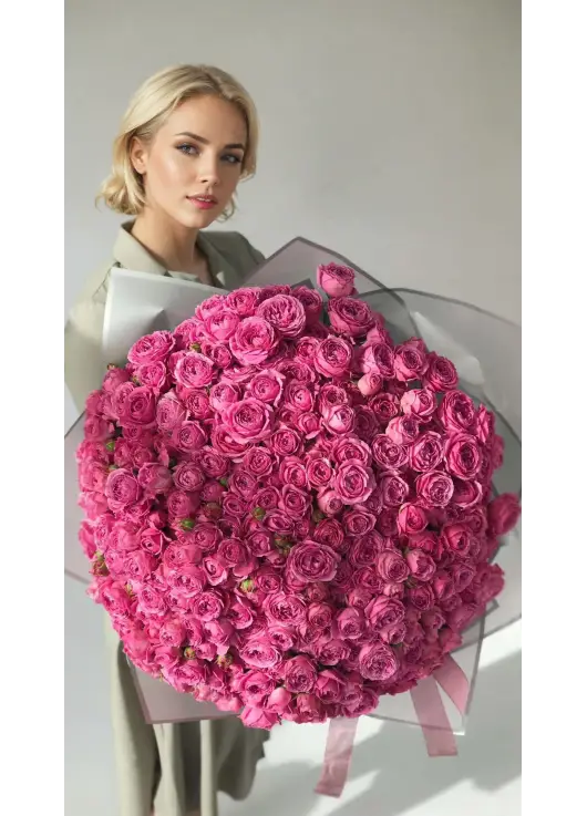 75 веток пионовидной малиновой розы Bubbles 75 веток пионовидной малиновой розы Bubbles